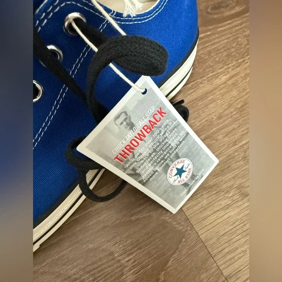 Chuck Taylor Throwback Converse Men’s Sneakers - Picture 2 of 5